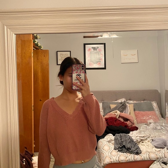 Crop Sweater - Picture 2 of 2